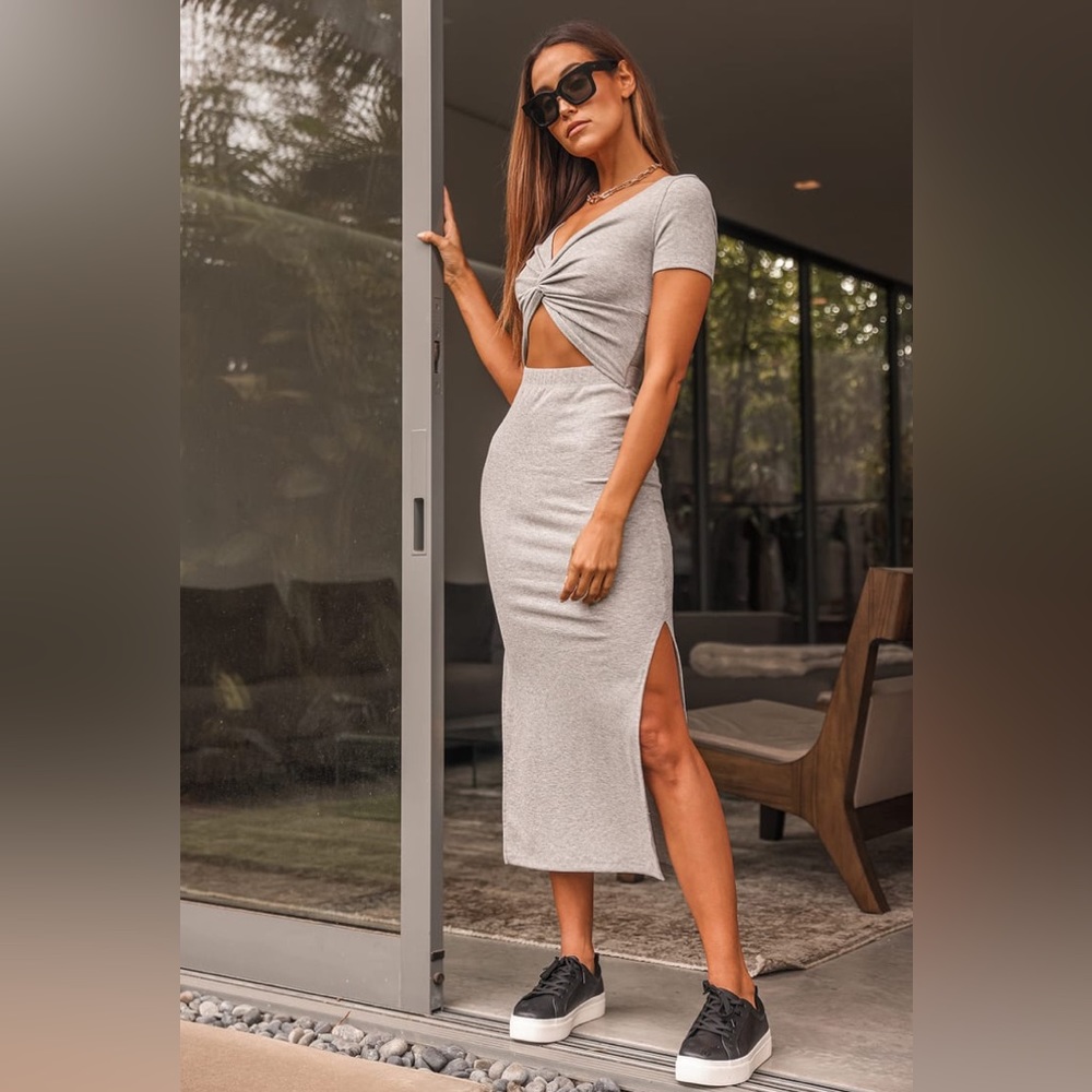 Style Twist Heather Grey Twist Front Cutout Midi Dress size small